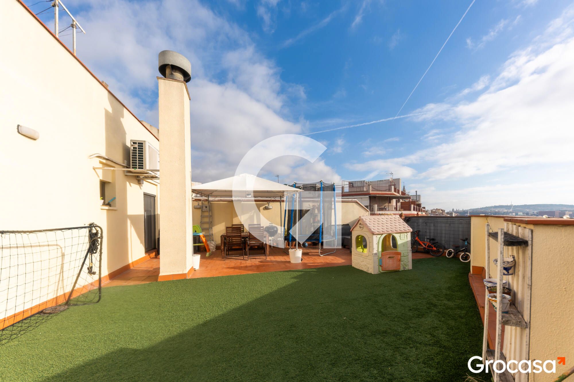 Terrassa de Àtic en venda en L'Hospitalet de Llobregat amb Aire condicionat, Calefacció i Terrassa