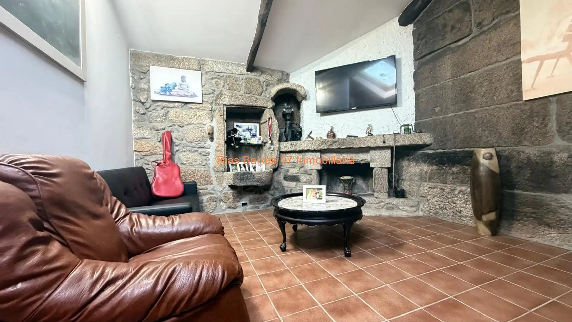 Sala de estar de Casa o chalet en venta en Tui con Calefacción, Jardín privado y Terraza