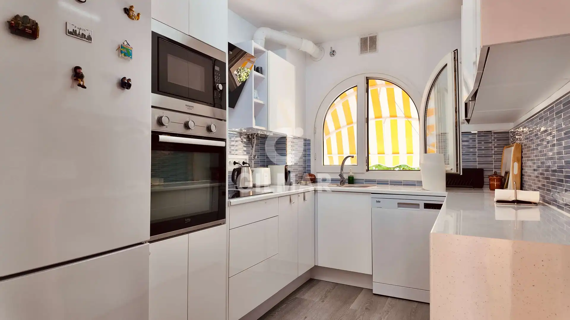 Cocina de Ático en venta en Torremolinos con Calefacción, Jardín privado y Trastero