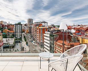 Terrassa de Àtic en venda en Oviedo  amb Terrassa