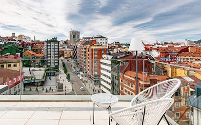 Terrassa de Àtic en venda en Oviedo  amb Terrassa