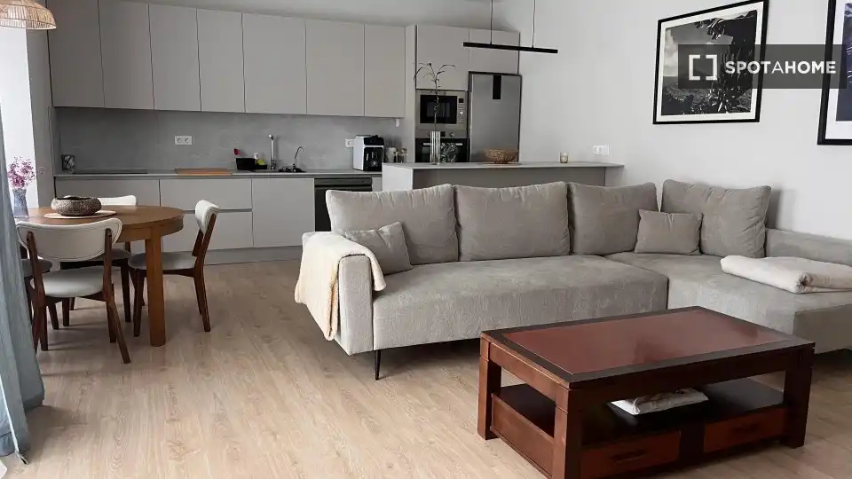 Sala d'estar de Apartament per a compartir en Los Realejos amb Aire condicionat, Terrassa i Moblat