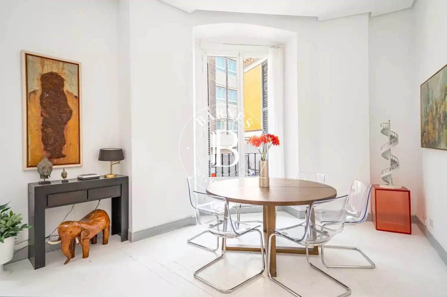 Comedor de Piso de alquiler en Madrid con Aire acondicionado, Calefacción y Amueblado