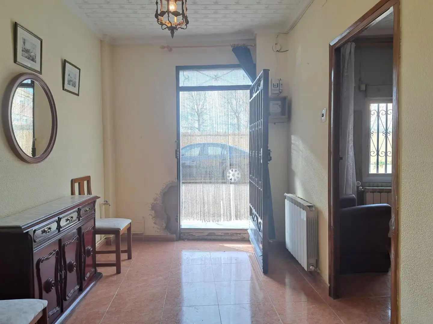 Casa adosada en venta en Requena con Trastero