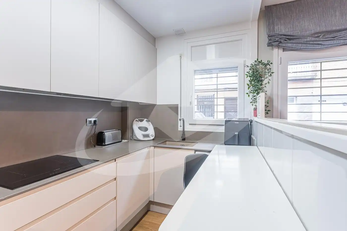 Kitchen of Flat for sale in Sabadell  with Heating, Parquet flooring and Terrace