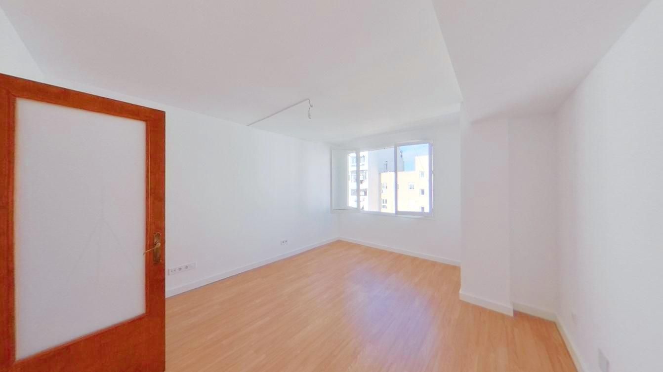 Bedroom of Flat for sale in  Palma de Mallorca  with Oven