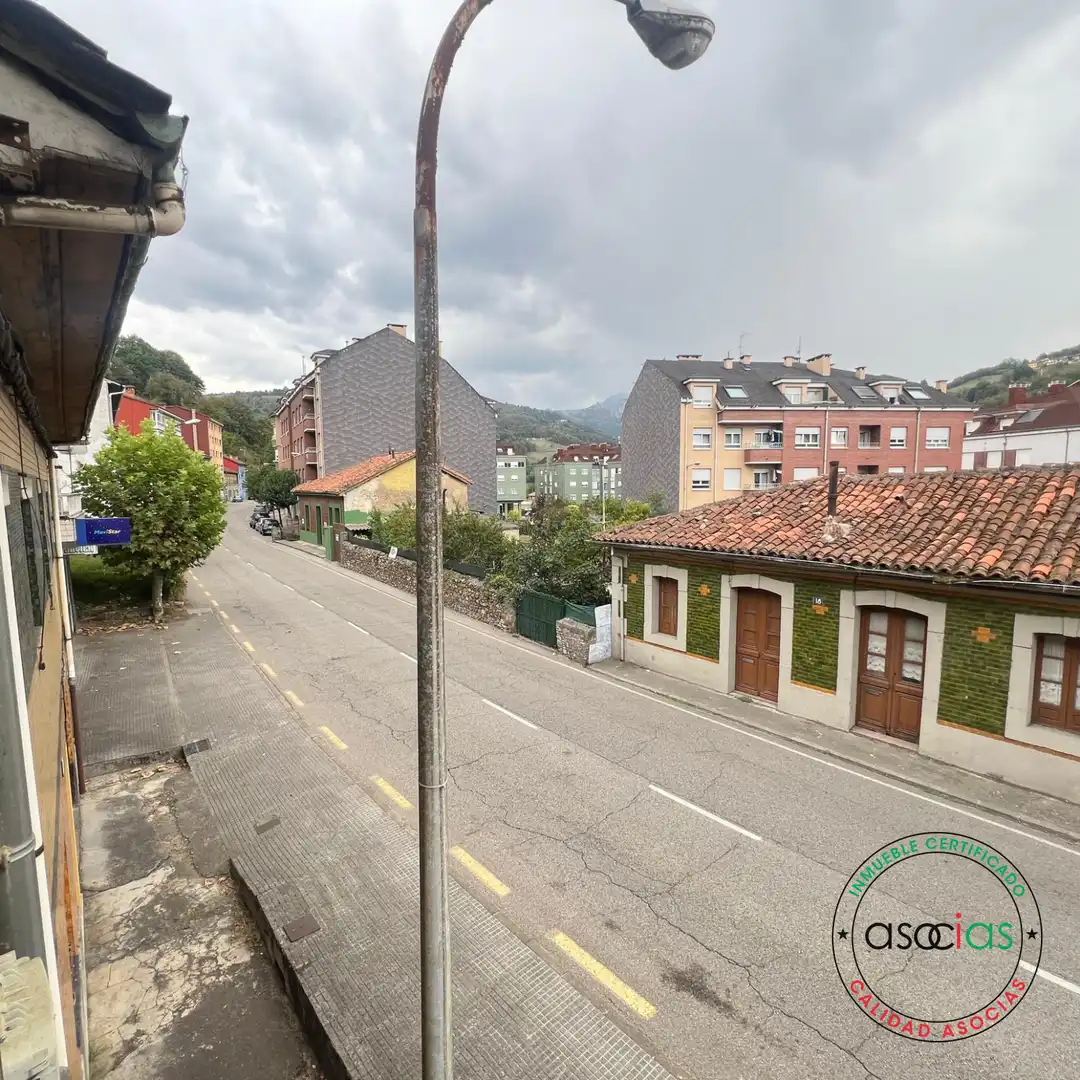 Casa a schiera con giardino in vendita a Pola de Laviana - AV RIOSECO 21, imagen 3