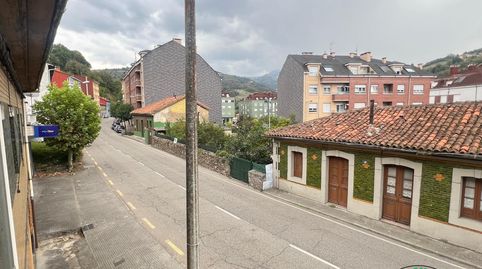 Foto 3 de Casa adosada en venda a Pola de Laviana - Av Rioseco, 21, Laviana, Asturias