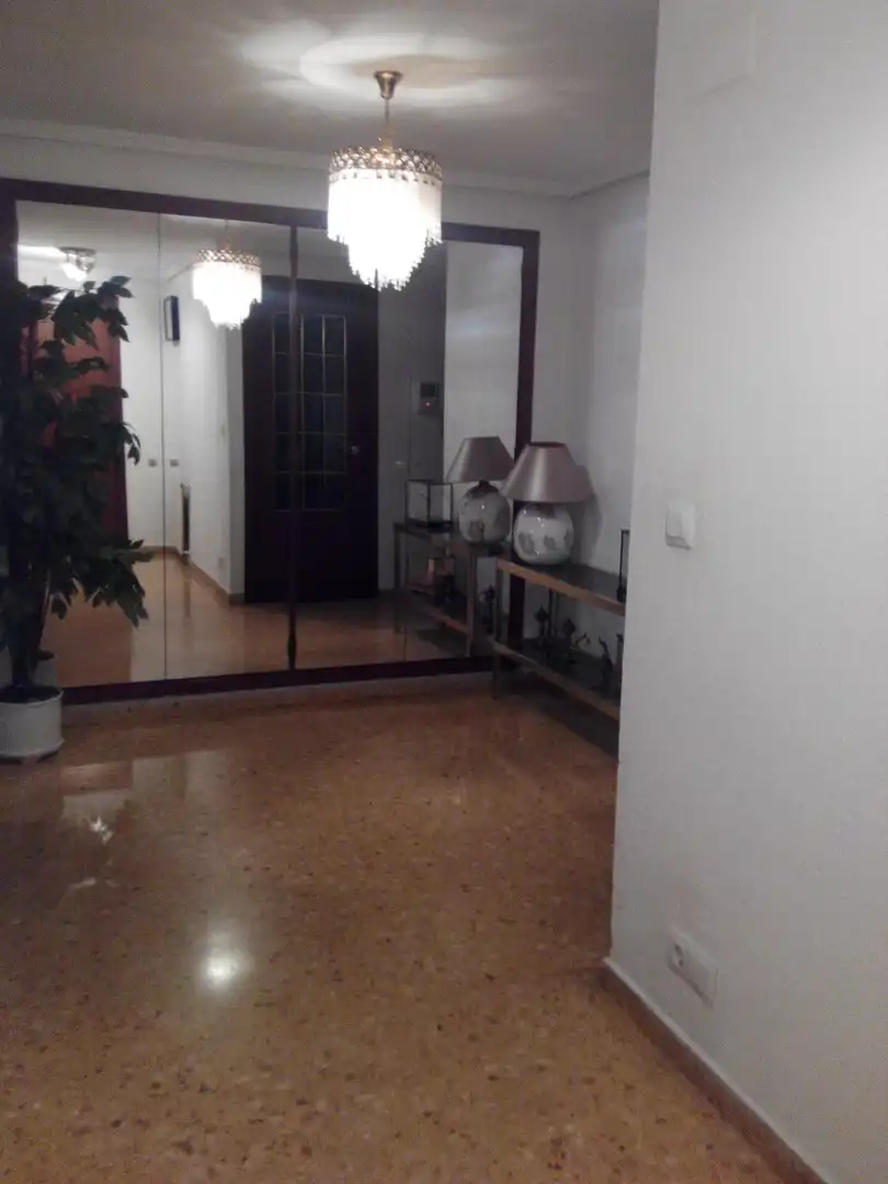Piso de alquiler en Valencia con Aire acondicionado, Calefacción y Amueblado
