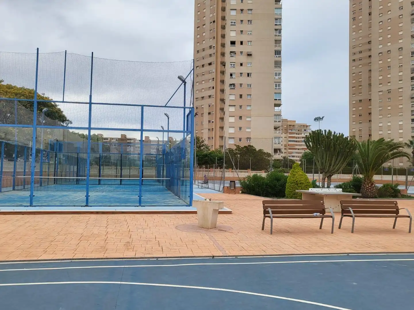 Vista exterior de Loft de alquiler en El Campello con Jardín privado, Amueblado y Balcón