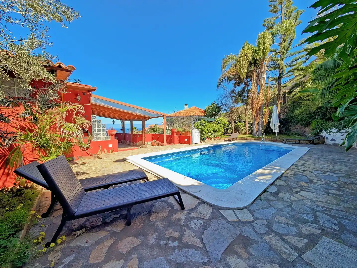 Detached house with pool for sale in El Sauzal, imagen 2