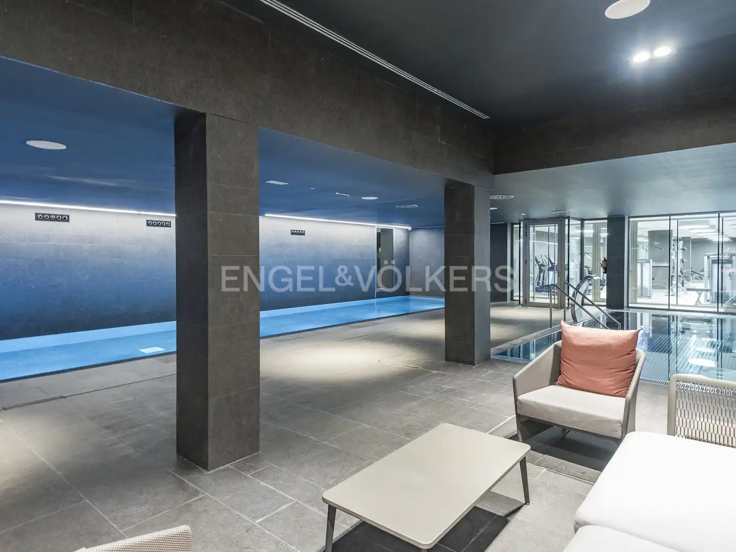 Piscina de Piso en venta en Barcelona con Aire acondicionado, Calefacción y Parquet