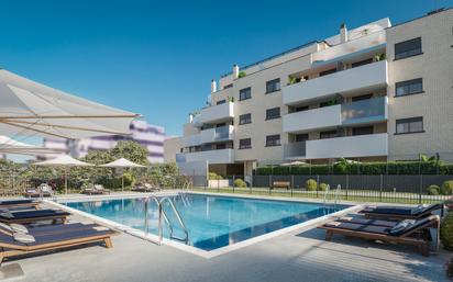 Swimming pool of Flat for sale in Valdemoro  with Air Conditioner and Terrace