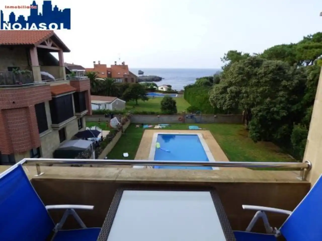 Piscina de Àtic de lloguer en Noja amb Calefacció, Terrassa i Moblat