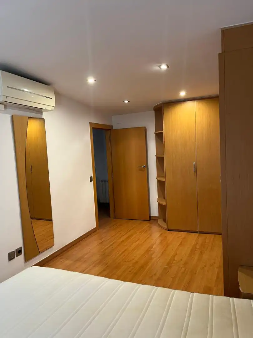 Habitación de Piso en venta en Barcelona con Aire acondicionado, Calefacción y Parquet