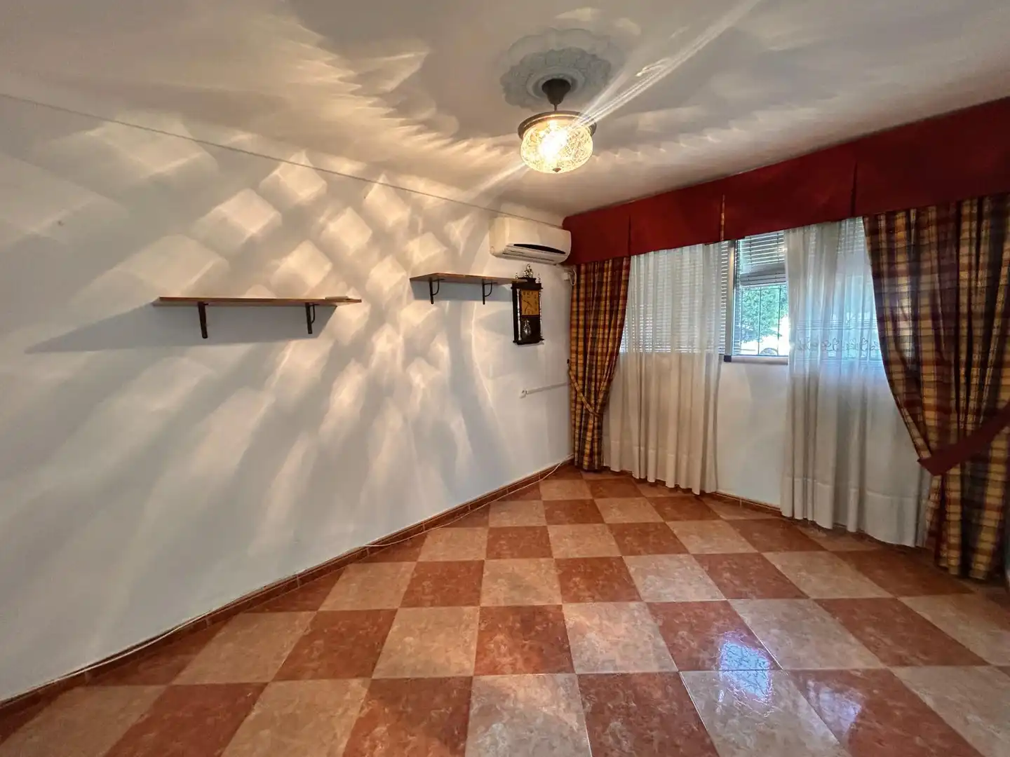 Casa adosada en venda en Barrio Alto
