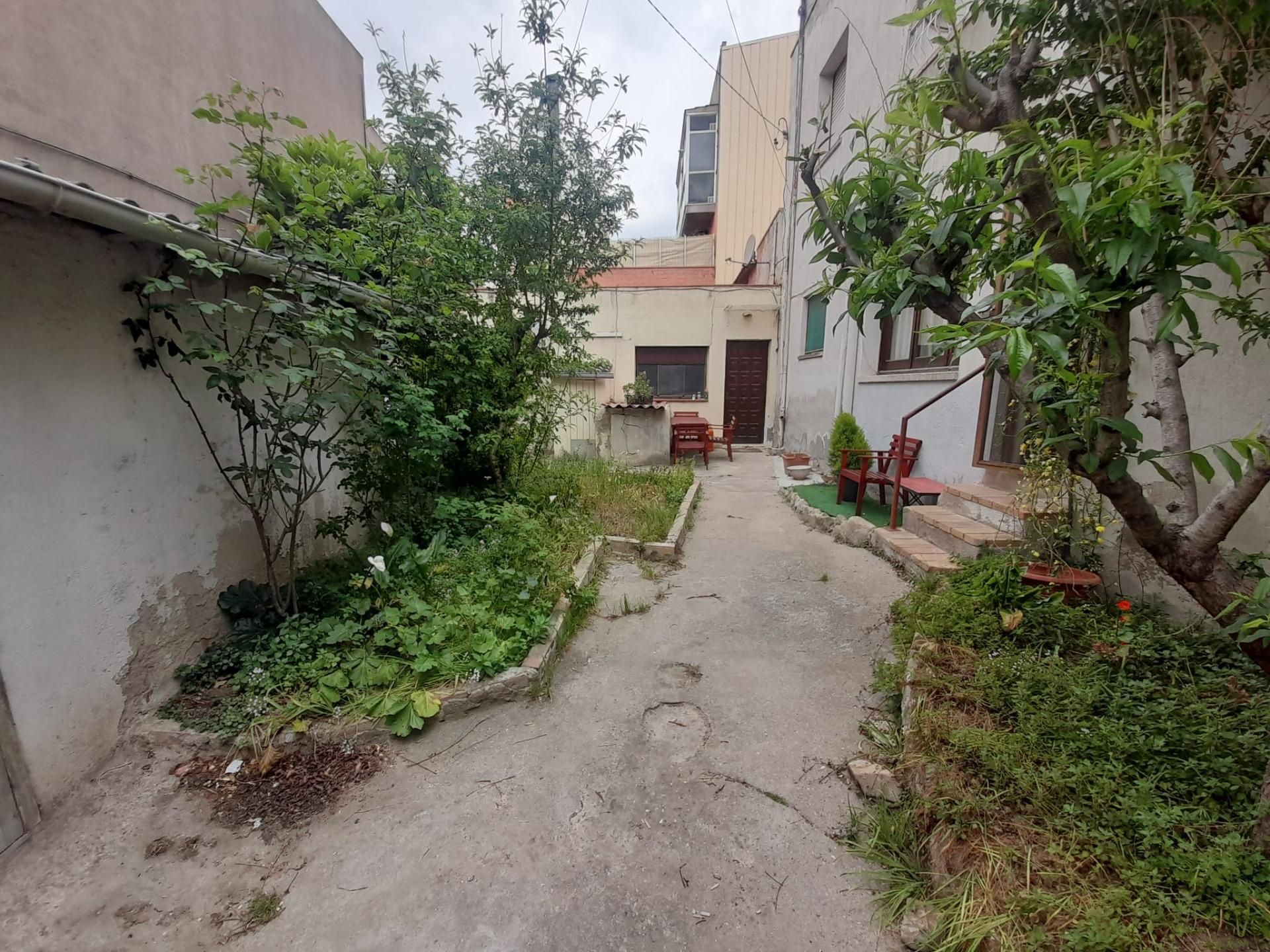 Jardí de Casa o xalet en venda en Sabadell amb Aire condicionat, Calefacció i Jardí privat