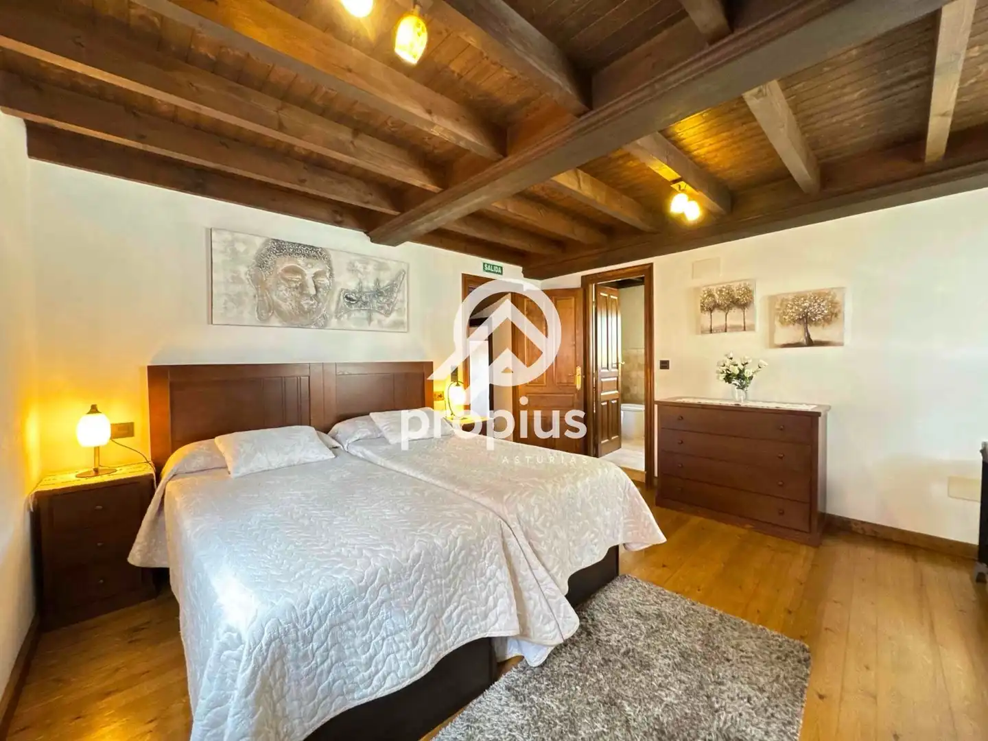 Habitación de Casa o chalet en venta en Parres con Calefacción, Jardín privado y Parquet