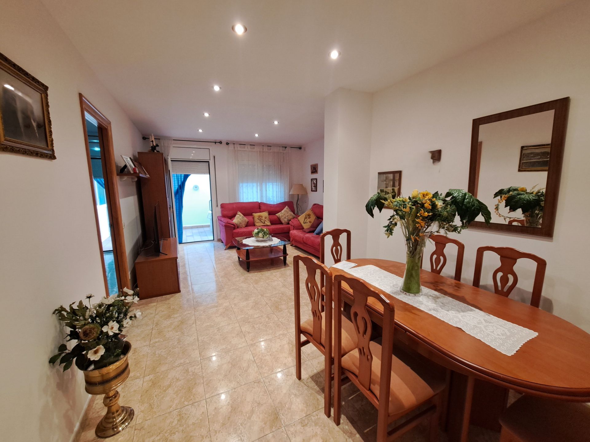 Living room of Planta baja for sale in Mataró  with Air Conditioner, Storage room and Oven