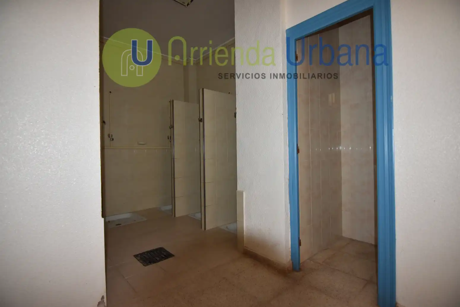 Commercial properties for sale in CL JARDINES, Centro