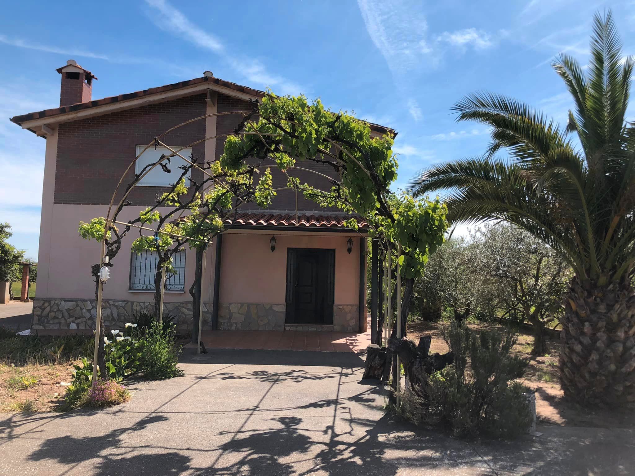 Exterior view of House or chalet for sale in Lardero  with Furnished