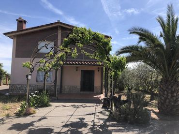 Villa zum Verkauf in Lardero