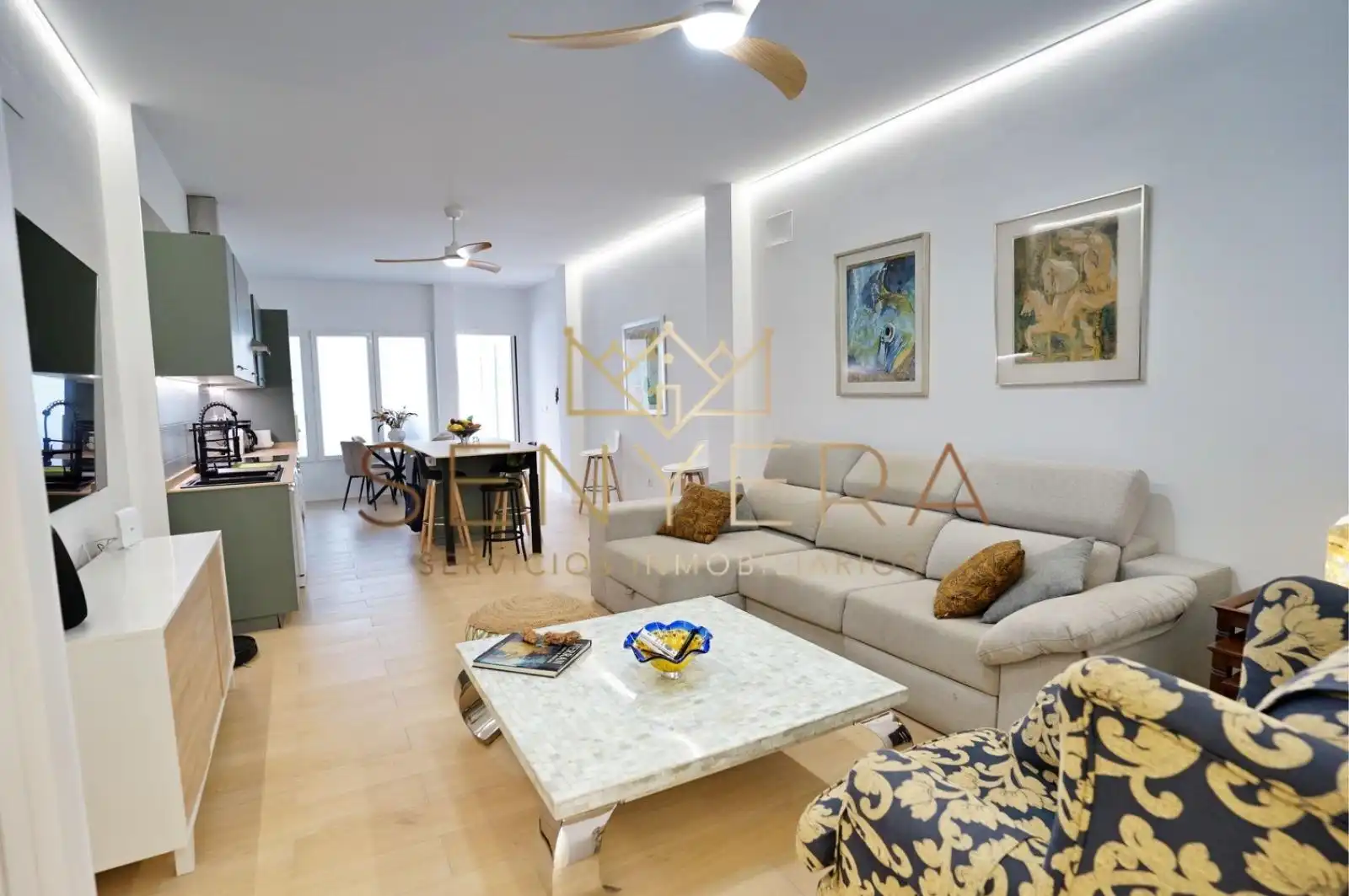 Wohnzimmer von Erdgeschoss zum Verkauf in Valencia mit Klimaanlage, Terrasse und Abstellraum