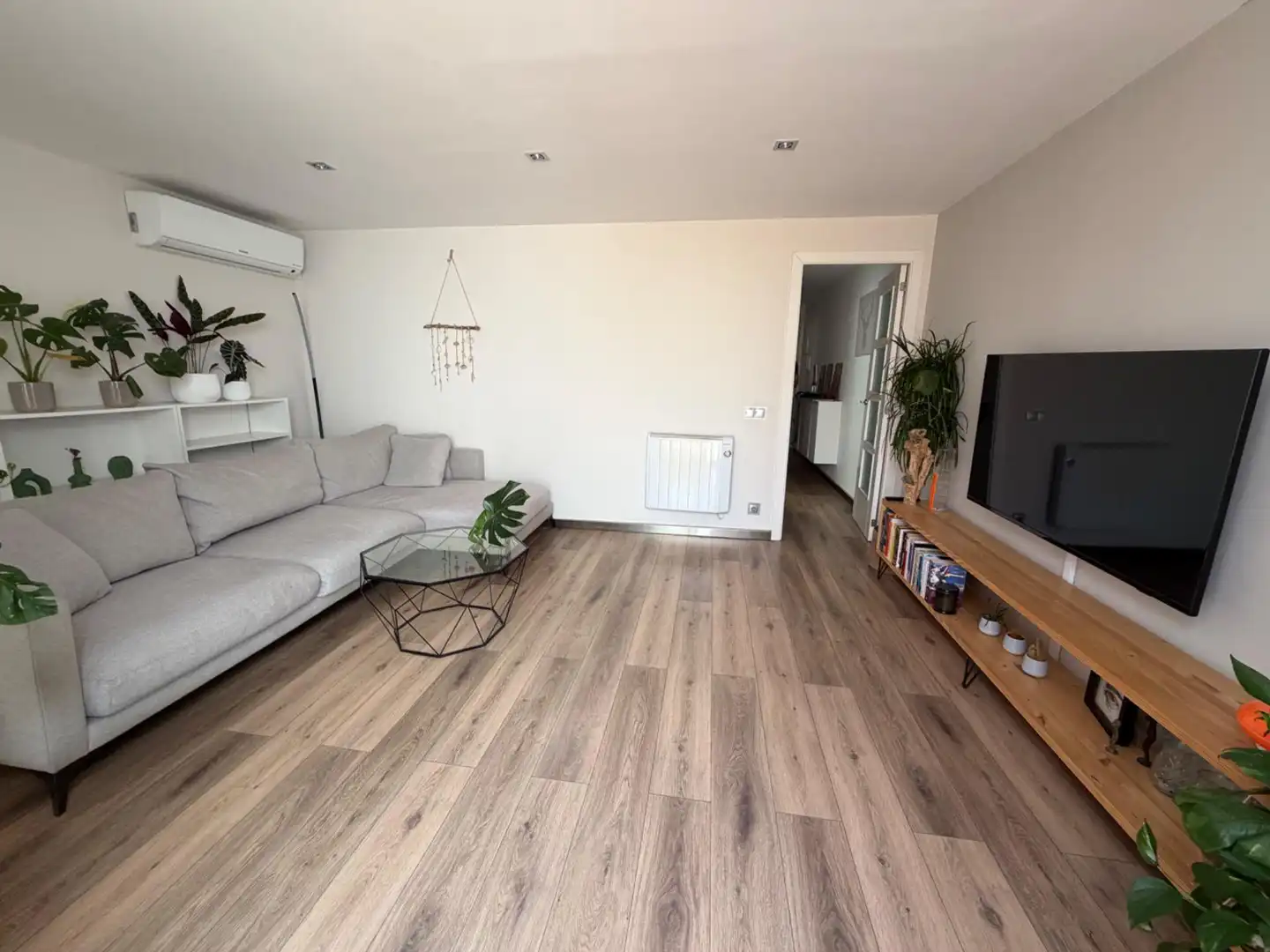 Wohnzimmer von Dachboden zum Verkauf in Mataró mit Klimaanlage, Heizung und Parkett