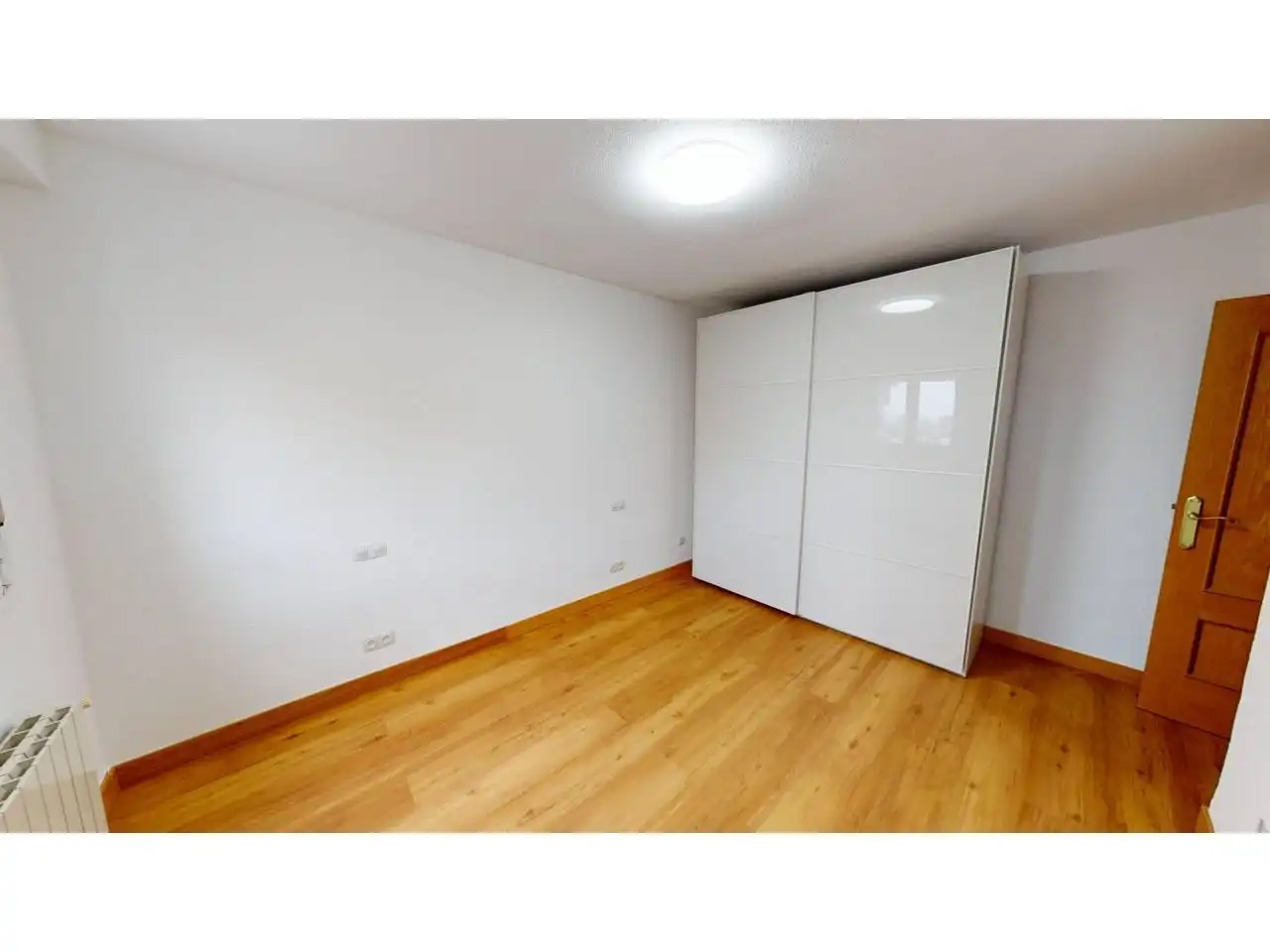 Bedroom of Flat for rent in Madrid  with Air Conditioner, Heating and Terrace