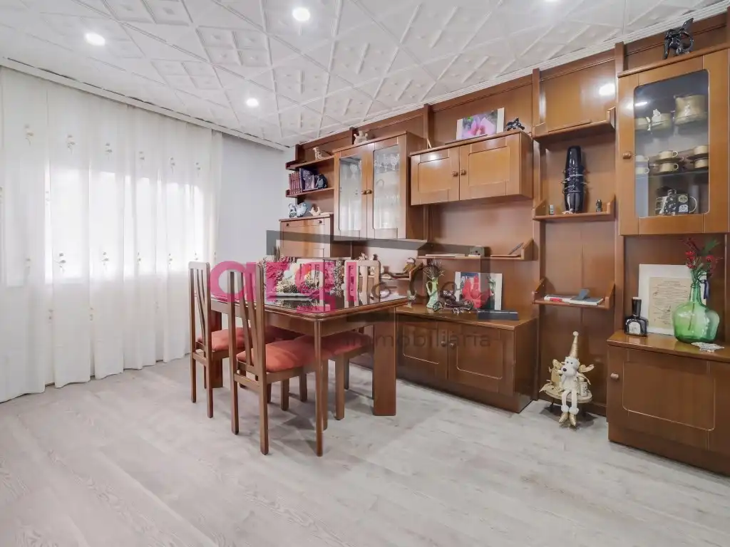 Piso en venta en Viladecans