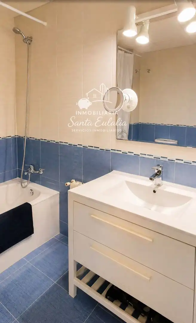 Badezimmer von Wohnung zum Verkauf in Mérida mit Klimaanlage, Heizung und Parkett