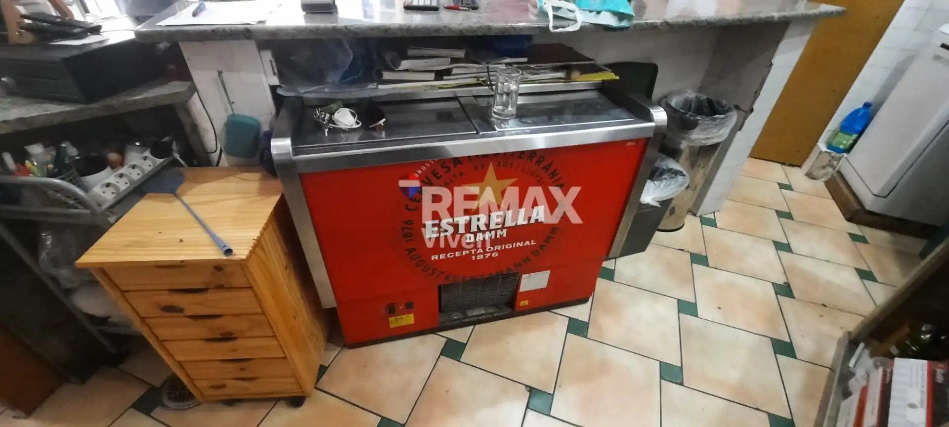 Local en traspaso en Vilanova i la Geltrú con Amueblado