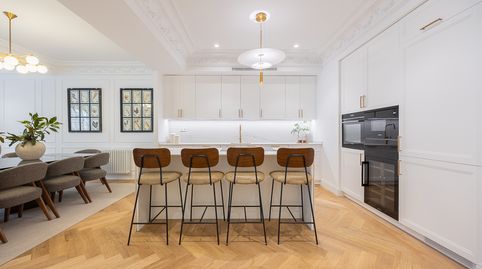 Foto 5 de Piso en venta en Calle de López de Hoyos, Castellana, Madrid Capital
