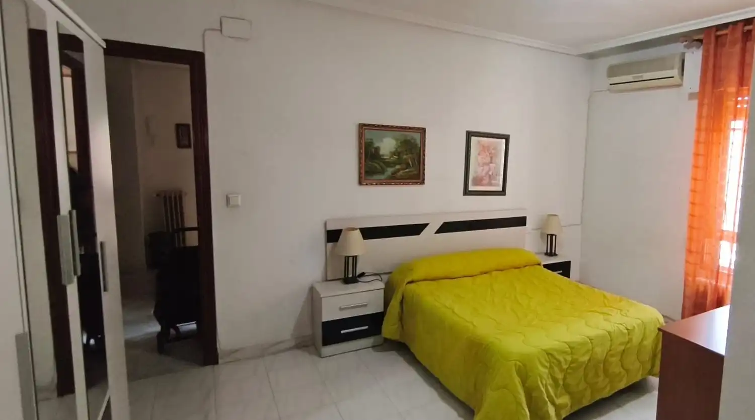 Dormitori de Pis en venda en Puertollano amb Aire condicionat, Calefacció i Terrassa