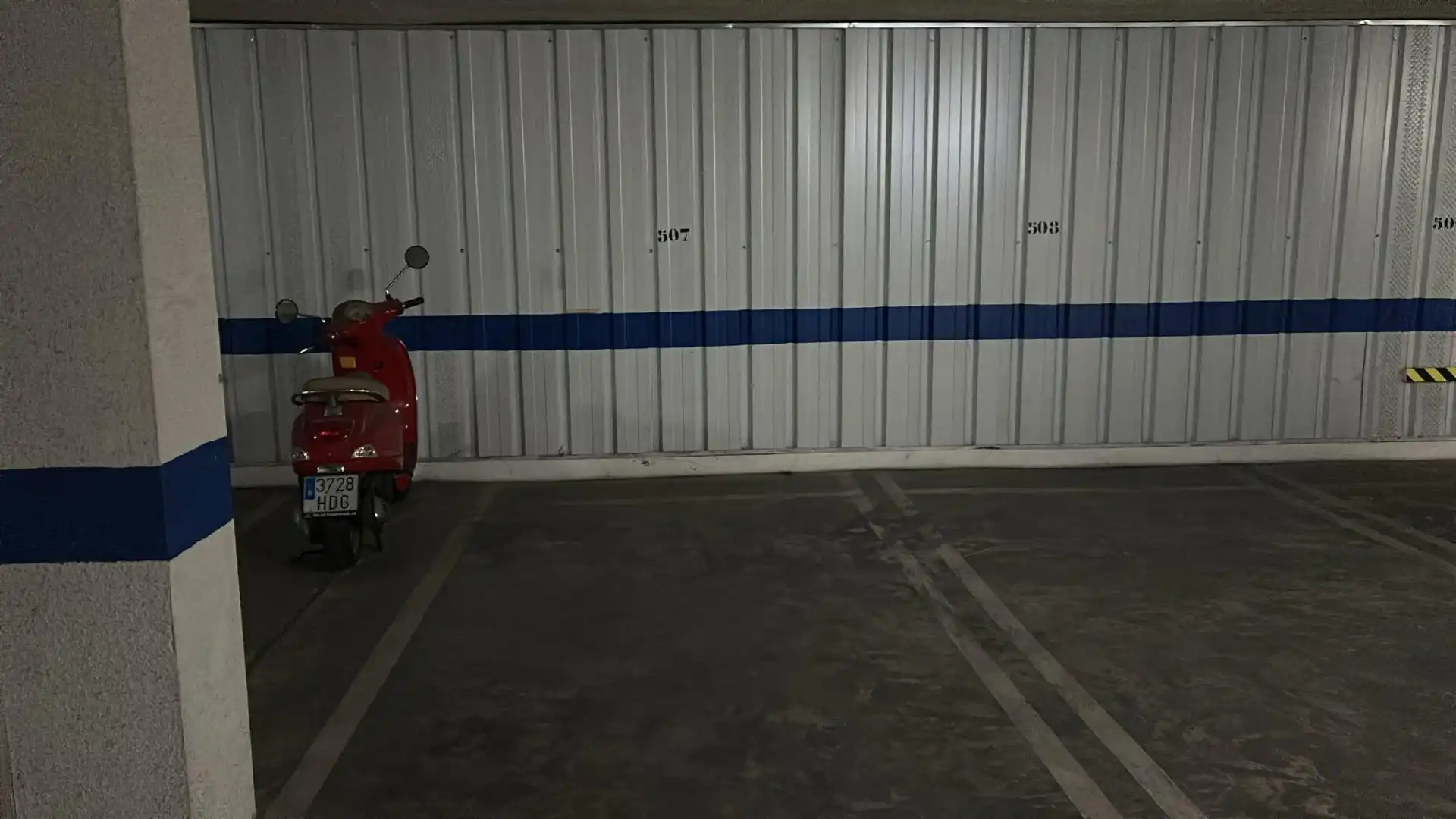 Einzelparkplatz zur Miete in Calle de Santa María de Trassierra 58