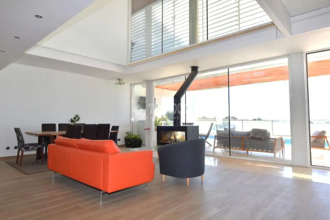 Sala de estar de Casa o chalet en venta en Majadahonda con Aire acondicionado, Calefacción y Alarma