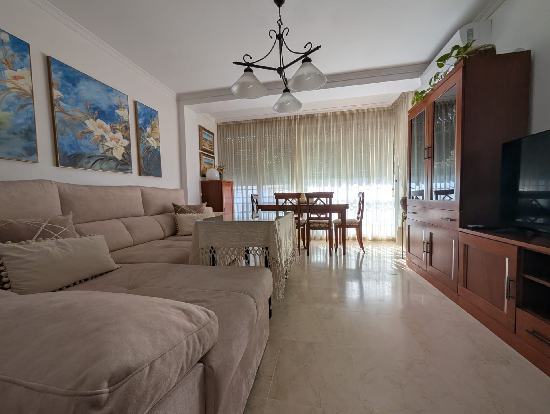 Sala d'estar de Pis en venda en  Huelva Capital amb Aire condicionat