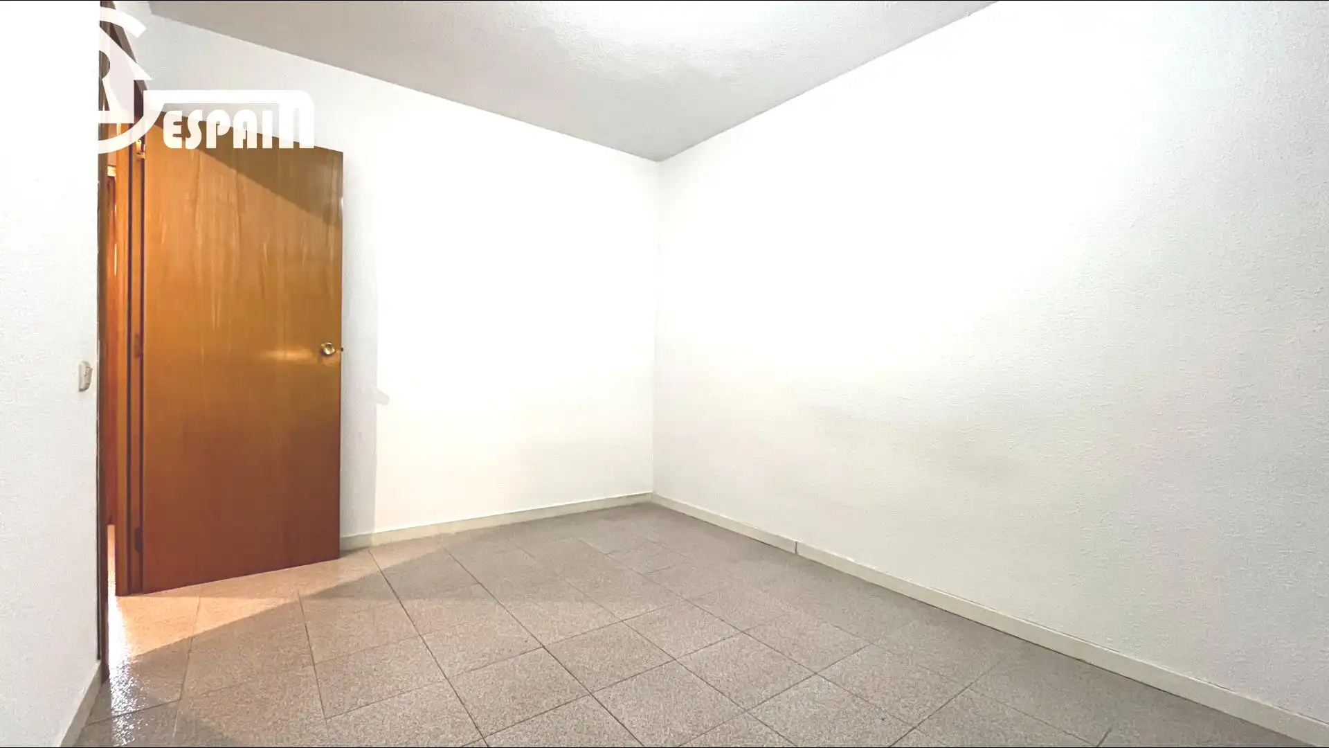 Habitación de Piso en venta en Madrid con Aire acondicionado y Calefacción