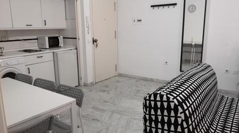 Foto 5 de Apartament de lloguer a Doctor Barraquer - G. Renfe - Policlínico, Sevilla