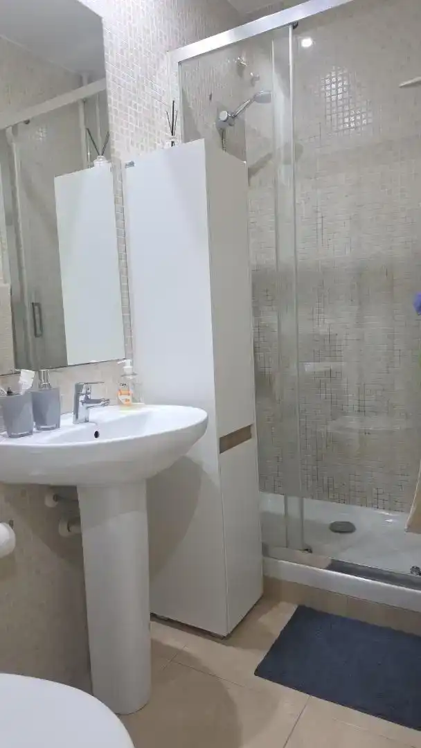 Badezimmer von Wohnung zur Miete in  Barcelona Capital