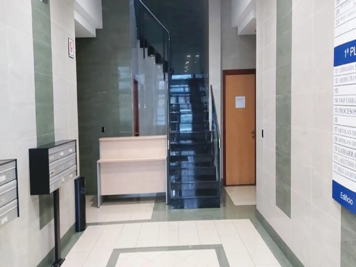 Büro zum Verkauf in Vitoria - Gasteiz