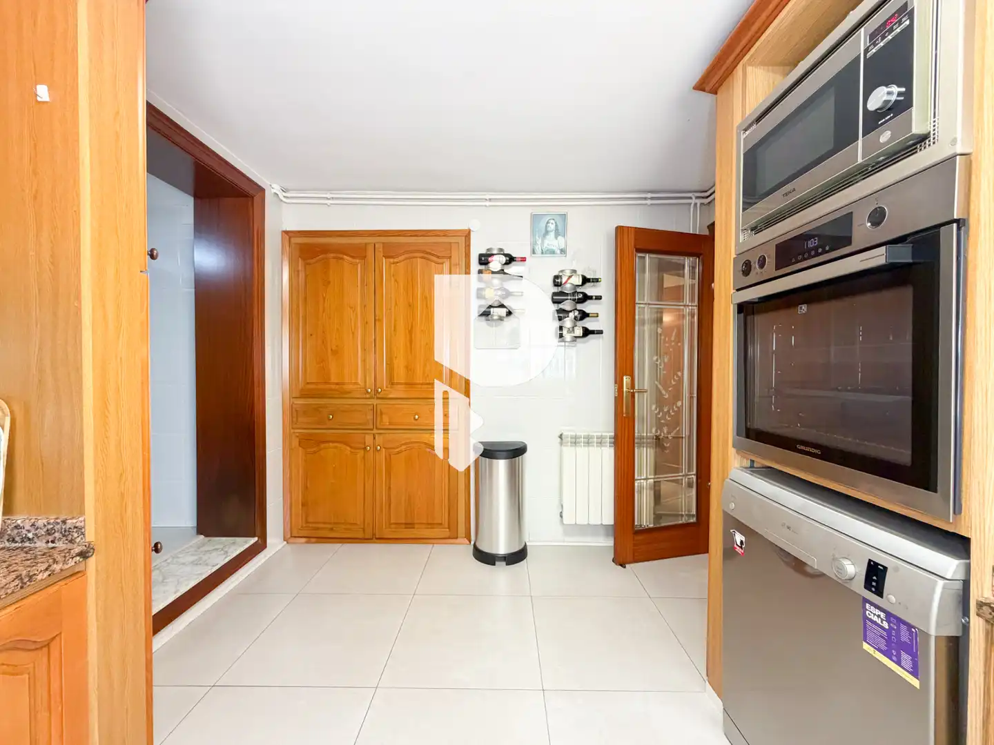Cuina de Casa o xalet en venda en El Papiol amb Aire condicionat, Calefacció i Jardí privat