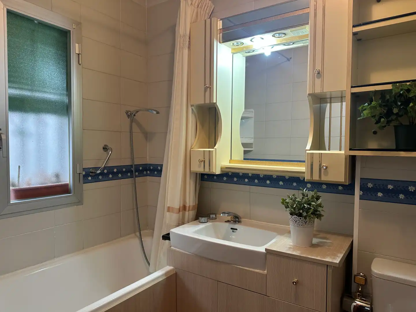 Badezimmer von Wohnung zum Verkauf in Rivas-Vaciamadrid mit Heizung und Abstellraum