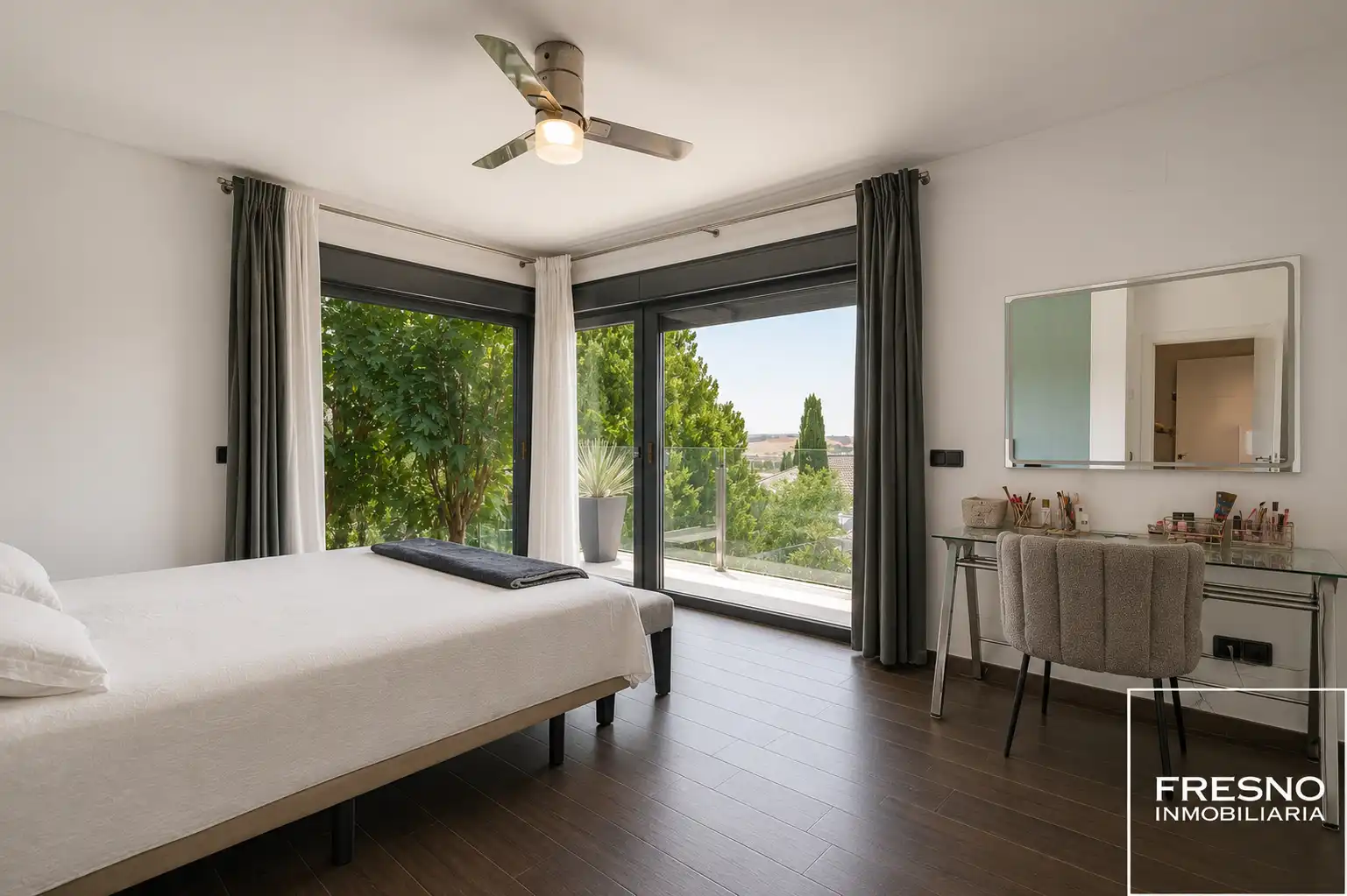 Habitación de Casa o chalet en venta en Cobeña con Aire acondicionado, Calefacción y Jardín privado