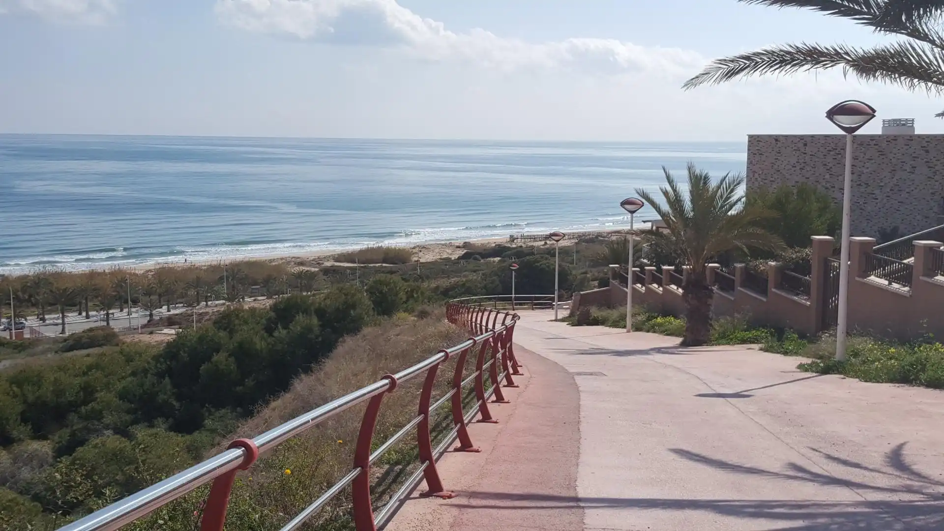 Vista exterior de Apartament en venda en Elche / Elx amb Aire condicionat, Calefacció i Jardí privat