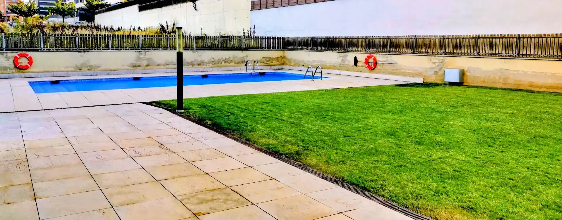 Piscina de Piso en venta en Mas Rampinyo - Montcada Nova - Carrerada
