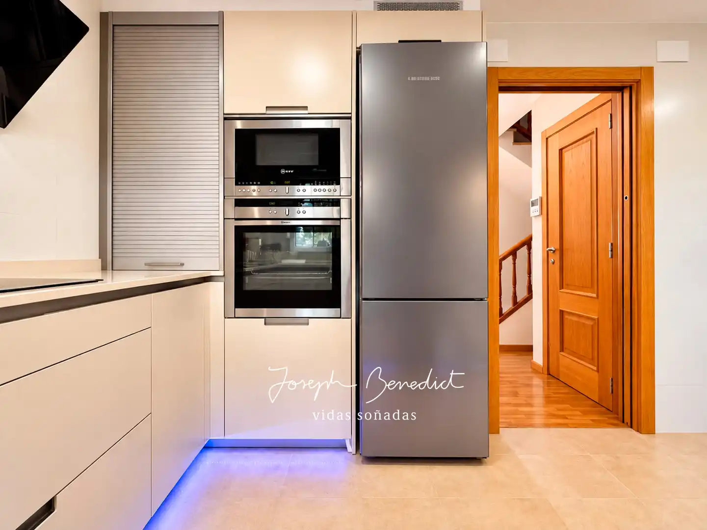 Cocina de Casa o chalet en venta en Castelldefels con Aire acondicionado, Calefacción y Jardín privado