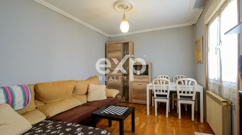 Foto 2 de Piso en venta en Calle Fuertes Acevedo, 98, Buenavista, Oviedo