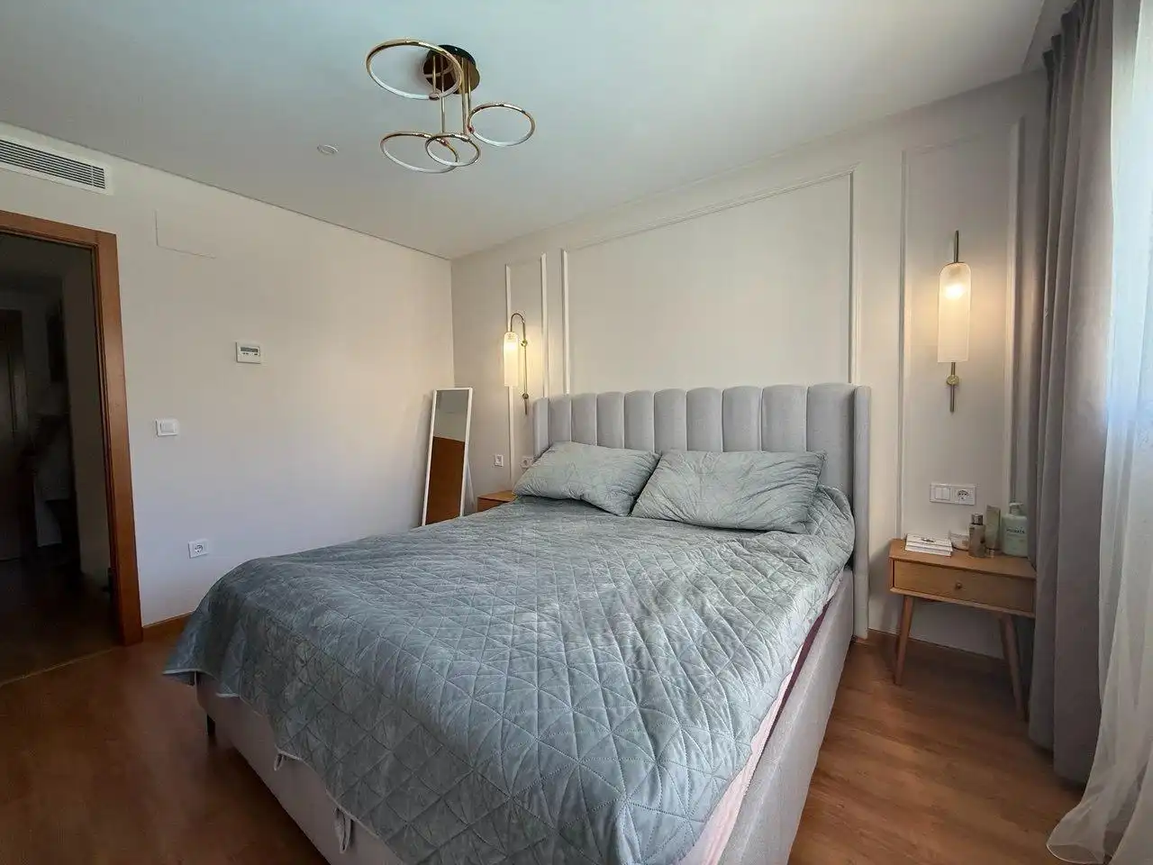 Habitación de Casa adosada de alquiler en Alginet con Aire acondicionado, Trastero y Amueblado