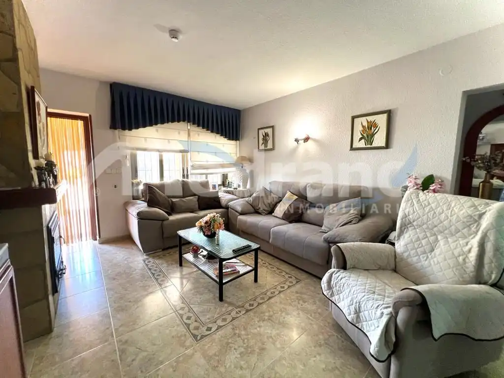 Sala de estar de Casa o chalet en venta en La Nucia con Aire acondicionado, Calefacción y Balcón